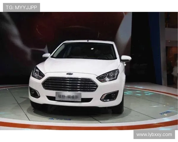 11万左右就能买到顶配车型的全能家轿 试驾福特福睿斯